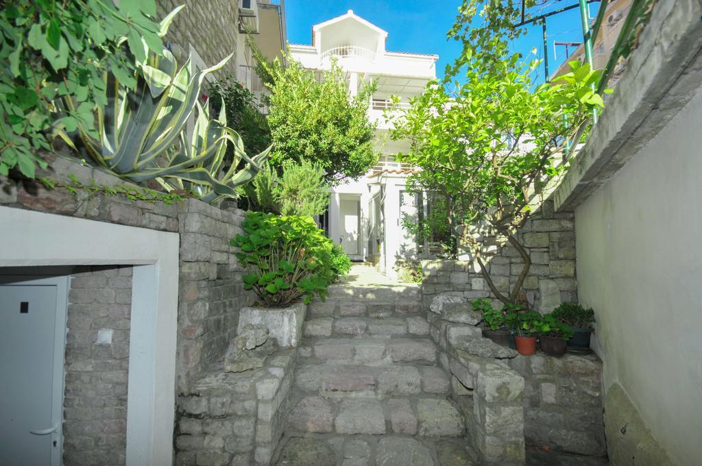 Apartments Milos Kaladjurdjevic Budva Exterior photo